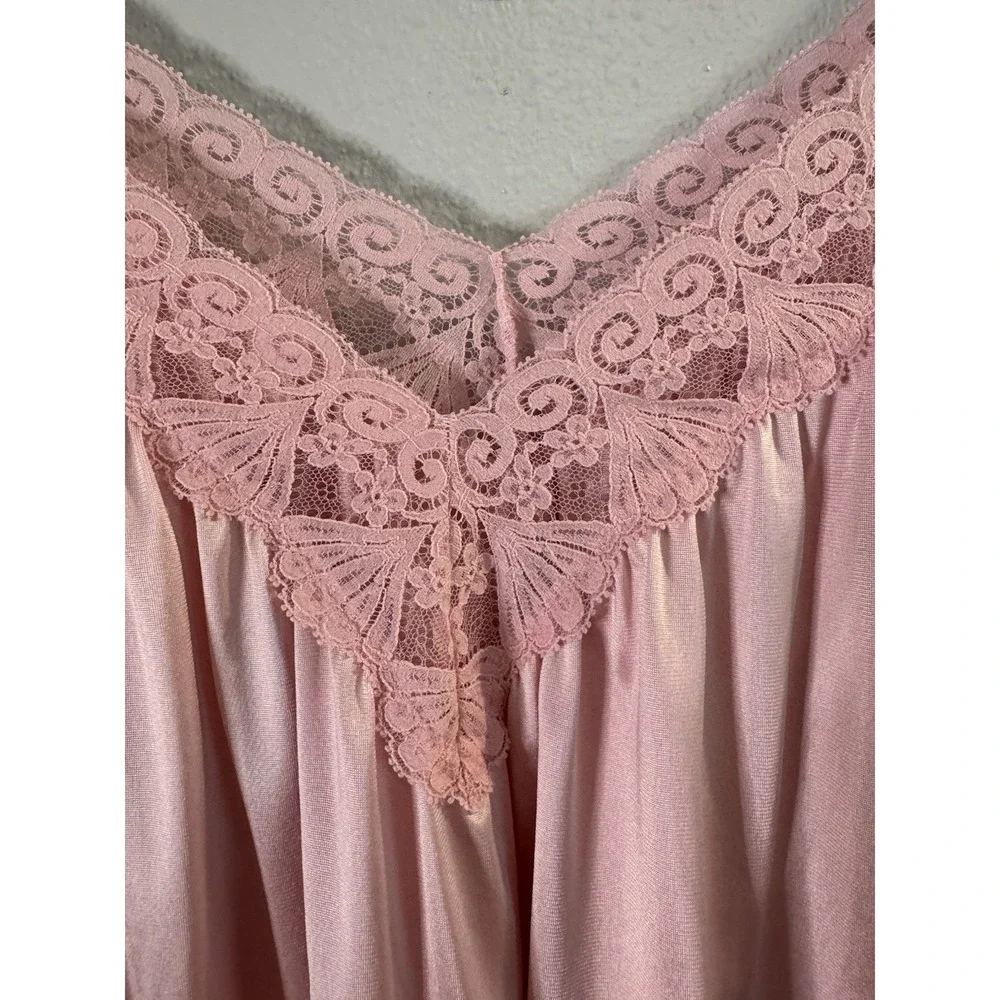 Vintage 70s Vanity Fair Pink Antron III Peignoir Nightgown Set Old Hollywood M